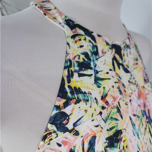 PARKER MULTI-COLORED FLORAL CROPPED HALTER TOP Size SMALL - Picture 3 of 12
